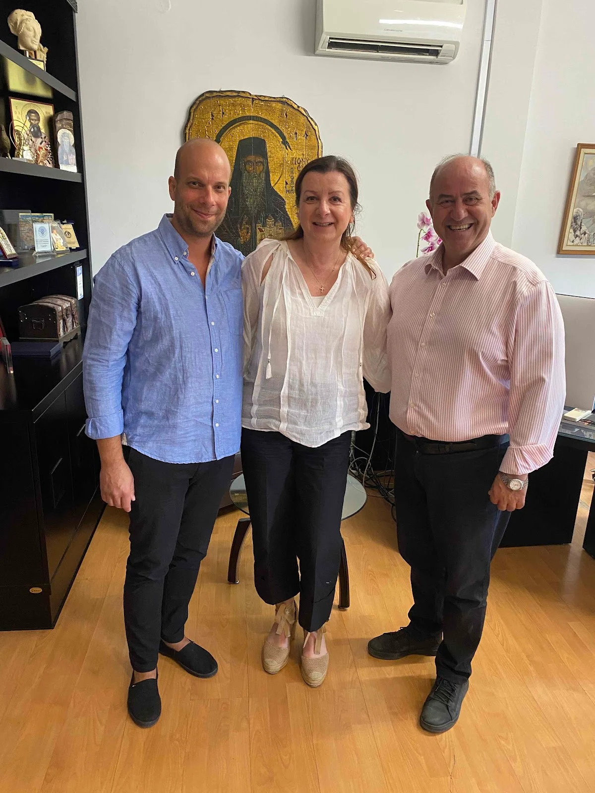 12 Επίσκεψη μαθητών και εκπαιδευτικών του Γυμνασίου-Λυκείου Κόμπανια Ουγγαρίας στον Δήμαρχο Δίου-Ολύμπου Βαγγέλη Γερολιόλιο